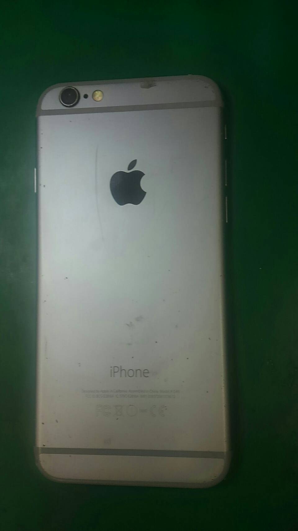 6 画面割れでご来店