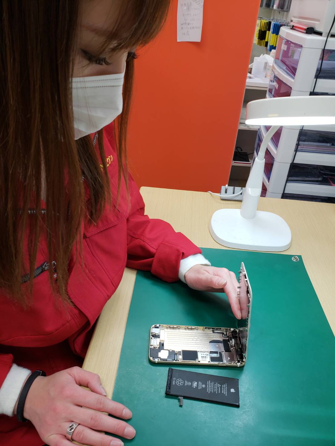 ７plusまでのバッテリー交換でご来店