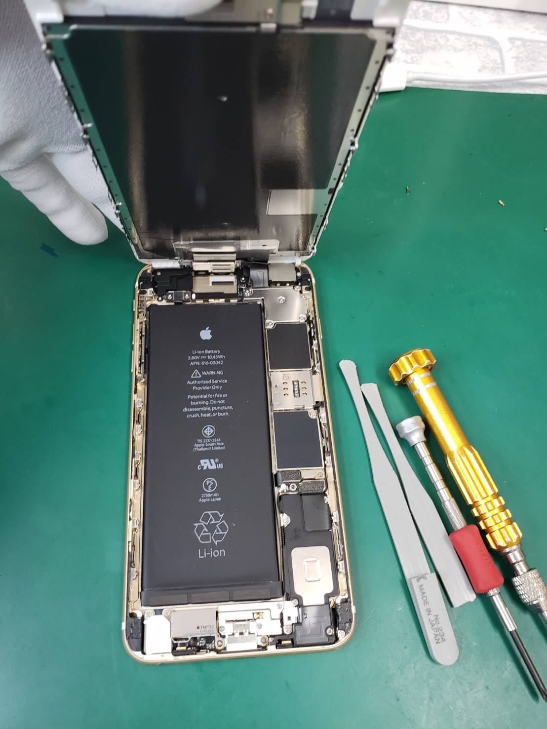 6splus  画面修理でご来店