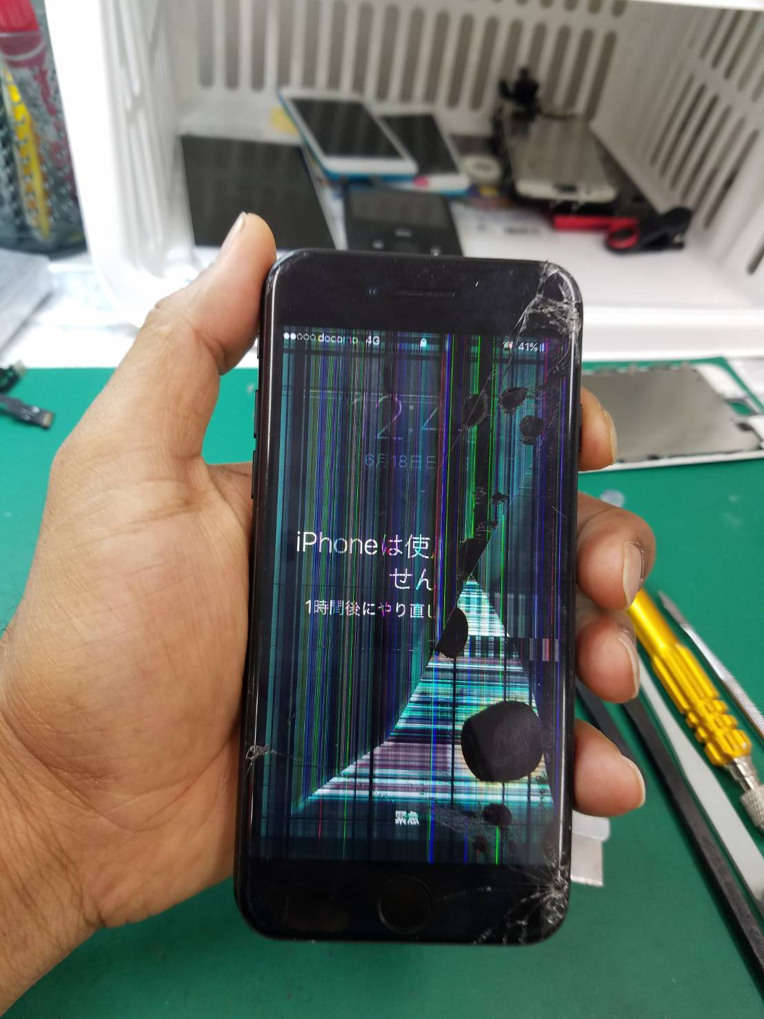 iPhone液晶割れ修理