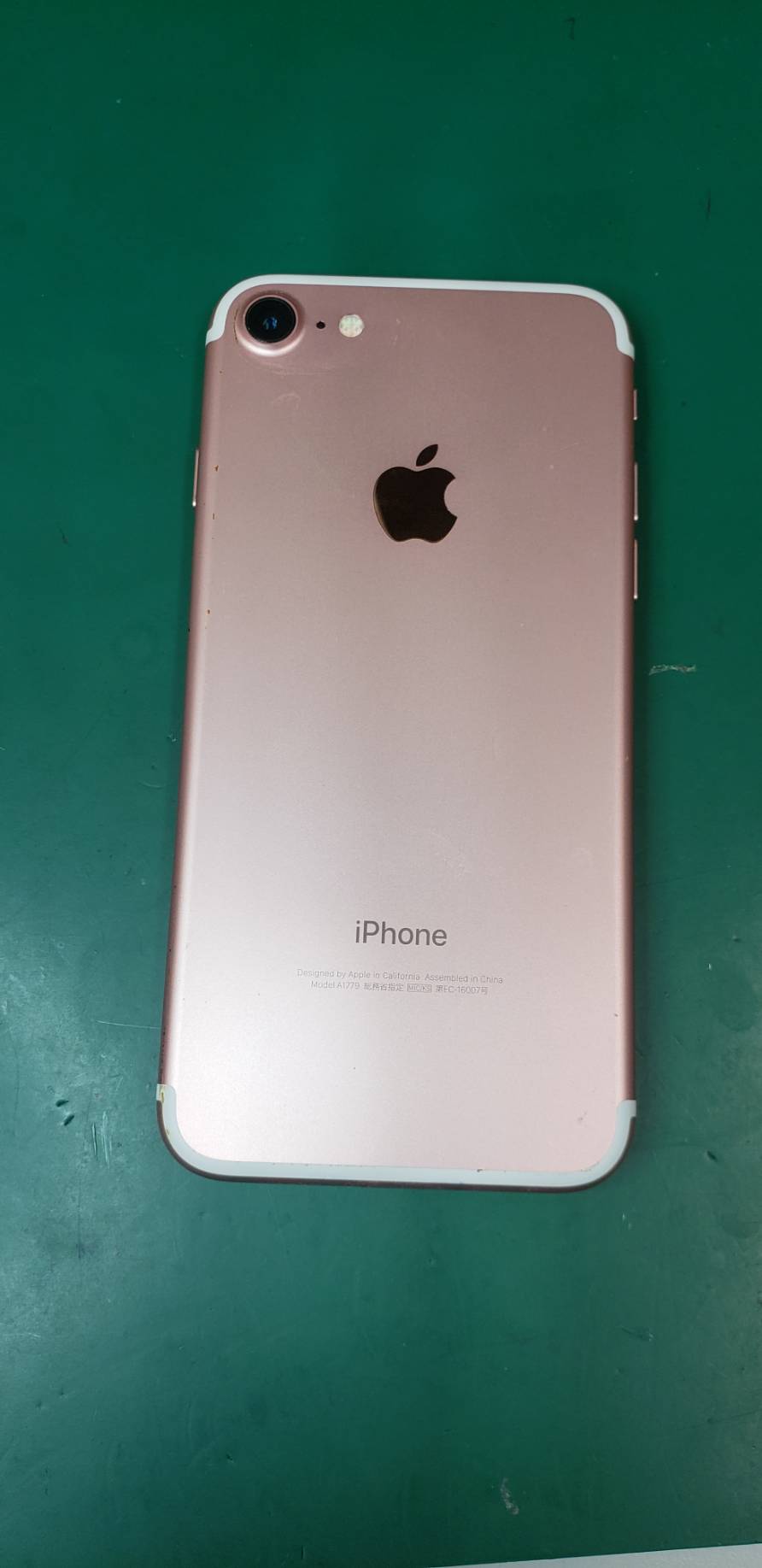 ガラスひび割れ修理でご来店