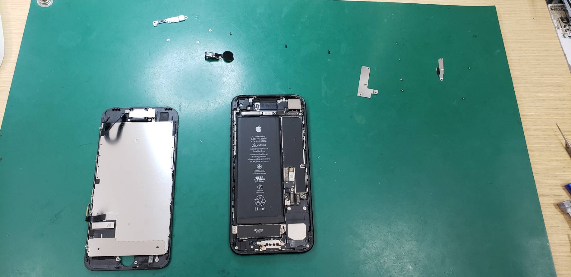 画面割れ修理でご来店