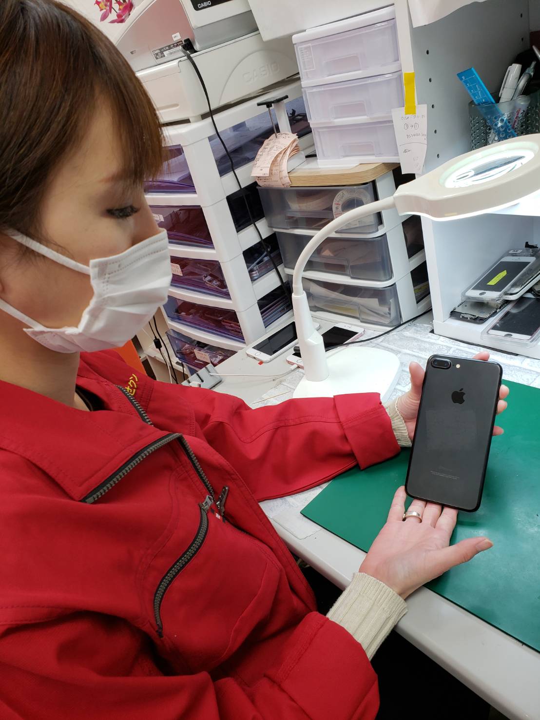 7plus修理でご来店