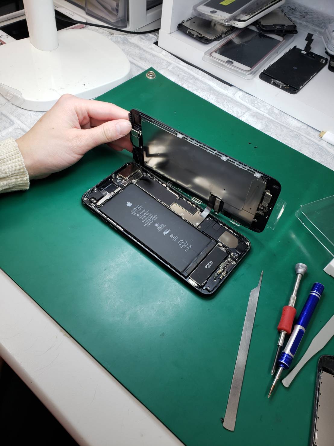 7plus修理でご来店