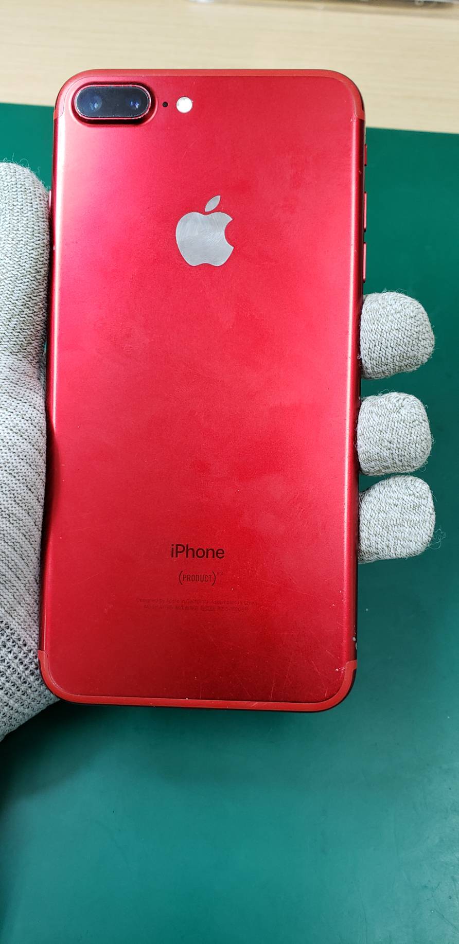 ７plusの画面割れ修理でご来店