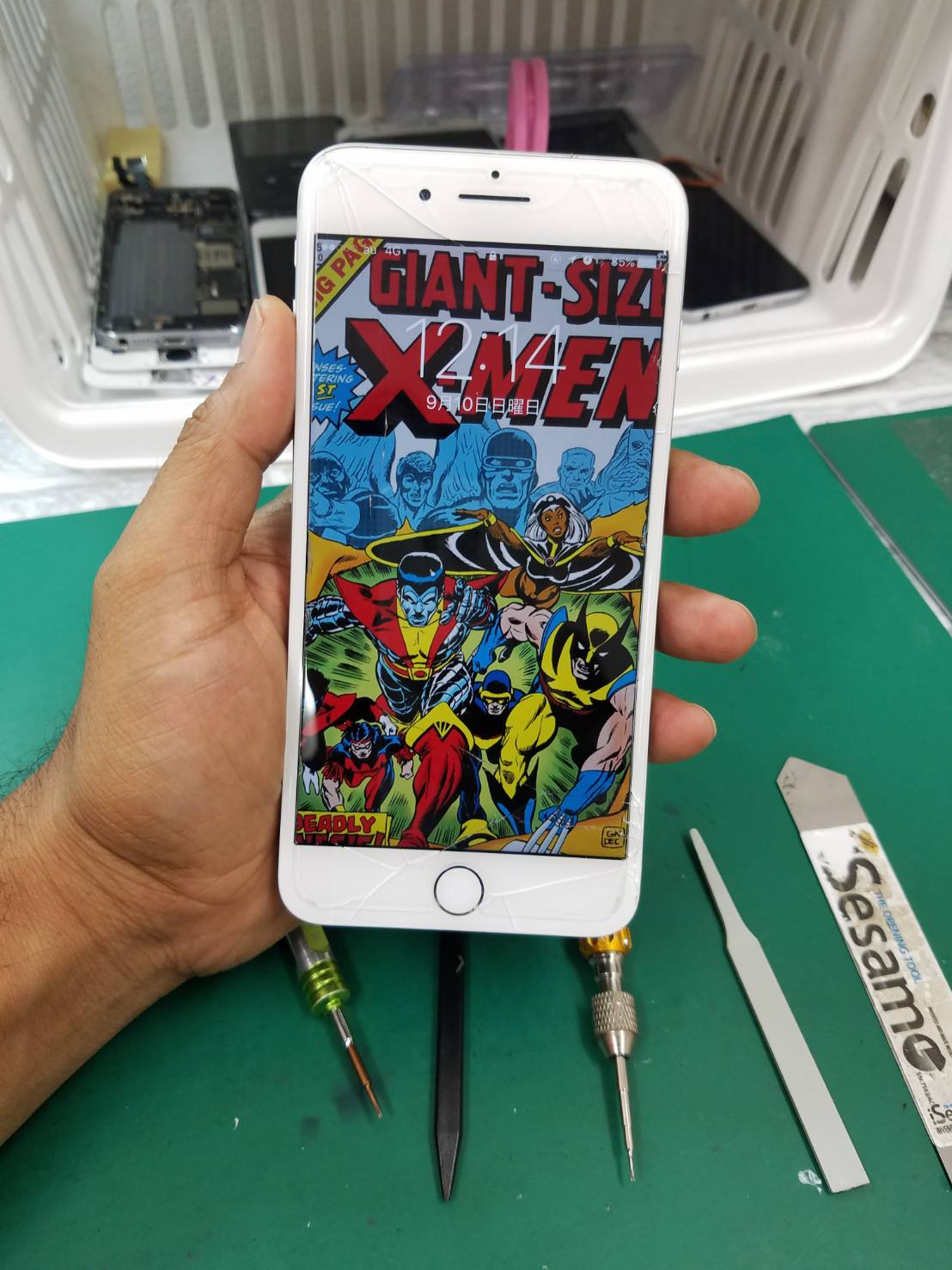 7Plus 画面がひび割れ修理でご来店