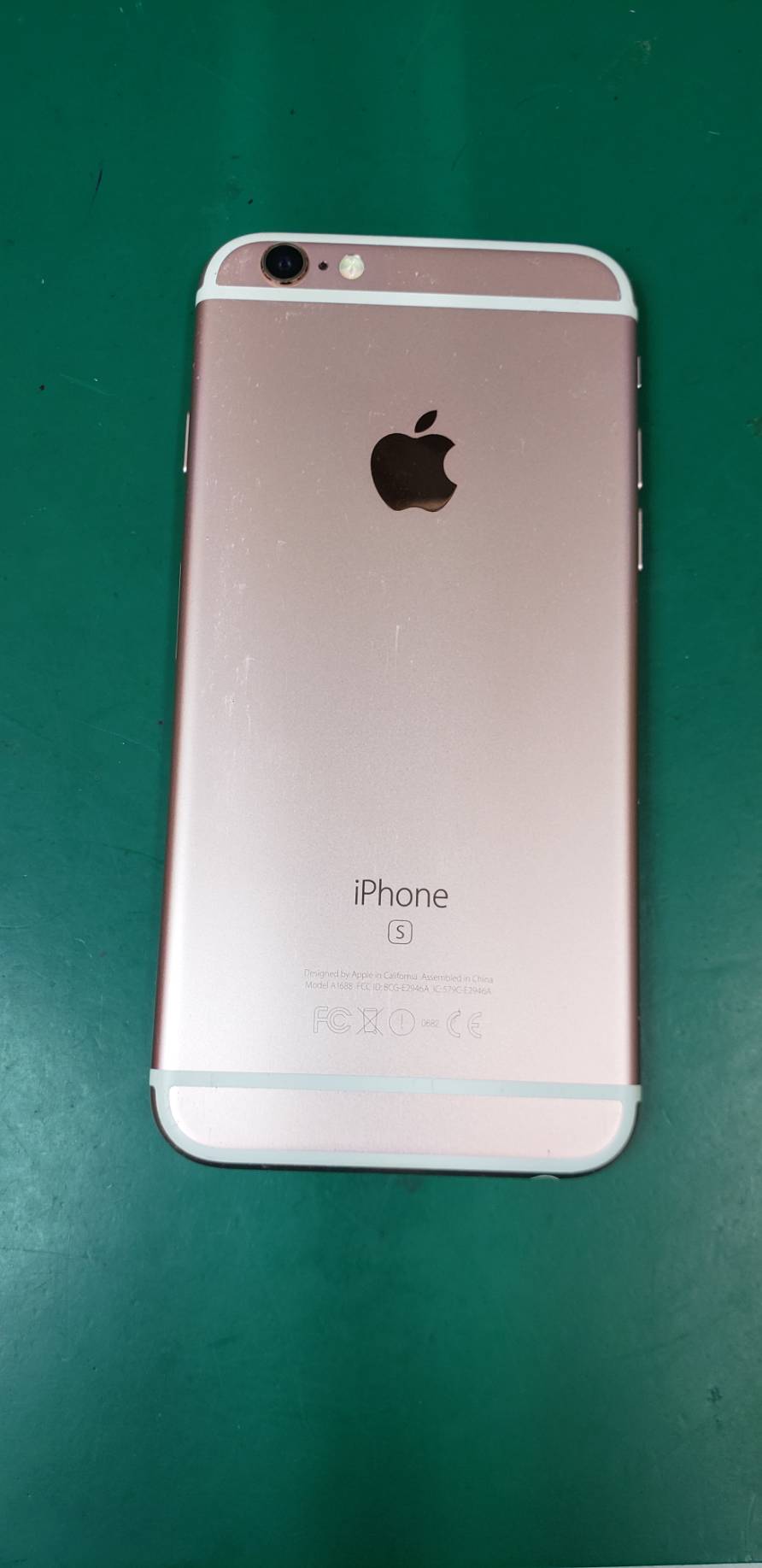 6s ガラス割れ修理でご来店