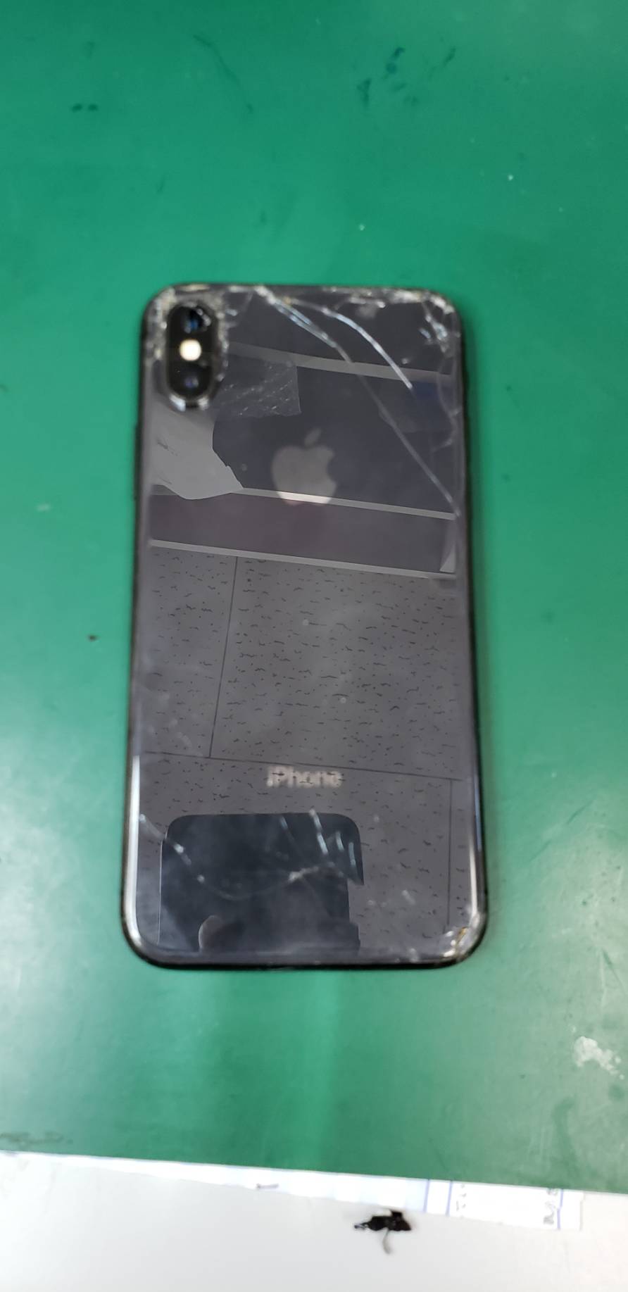 X 液晶割れ修理でご来店