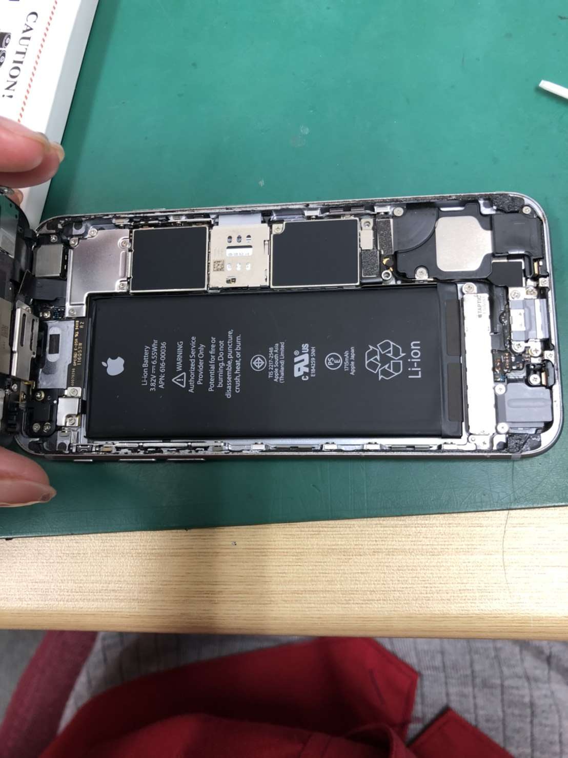 6sバッテリー交換でご来店