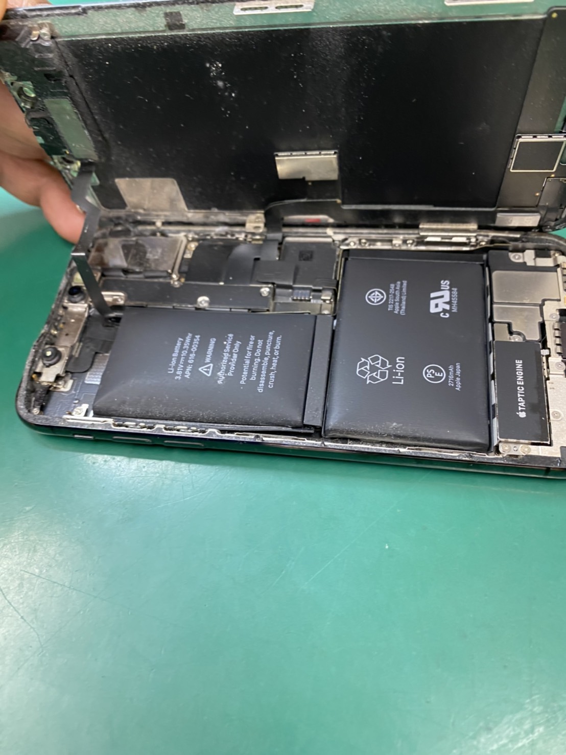 iPhone 6s 液晶割れ修理でご来店