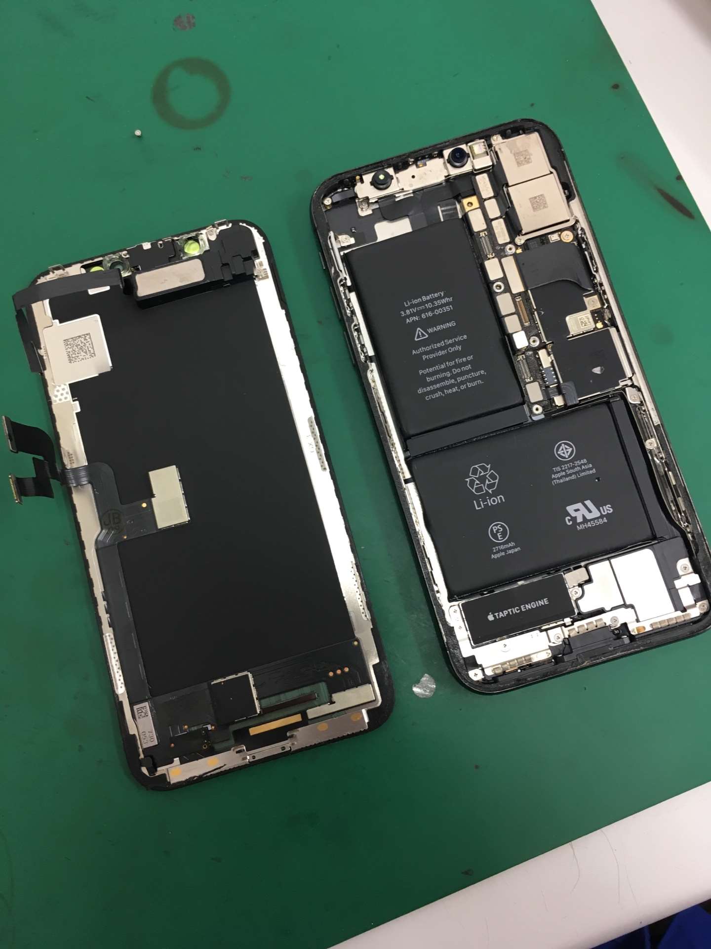 X 画面割れ修理でご来店