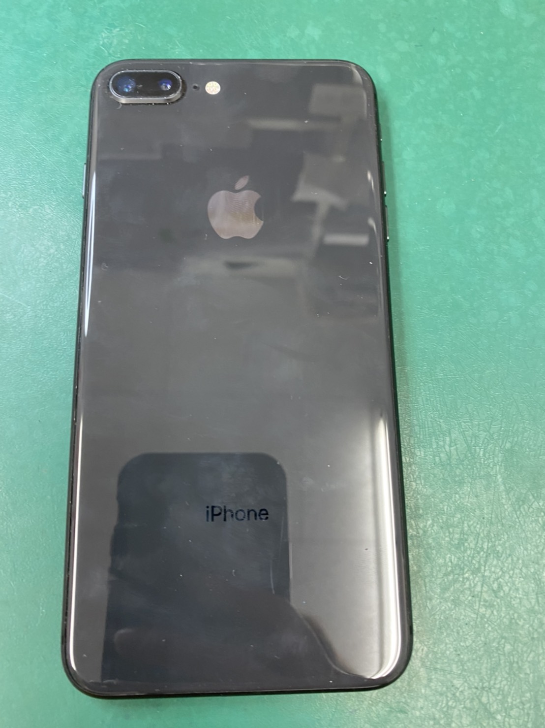 iPhone 8plus買取でご来店