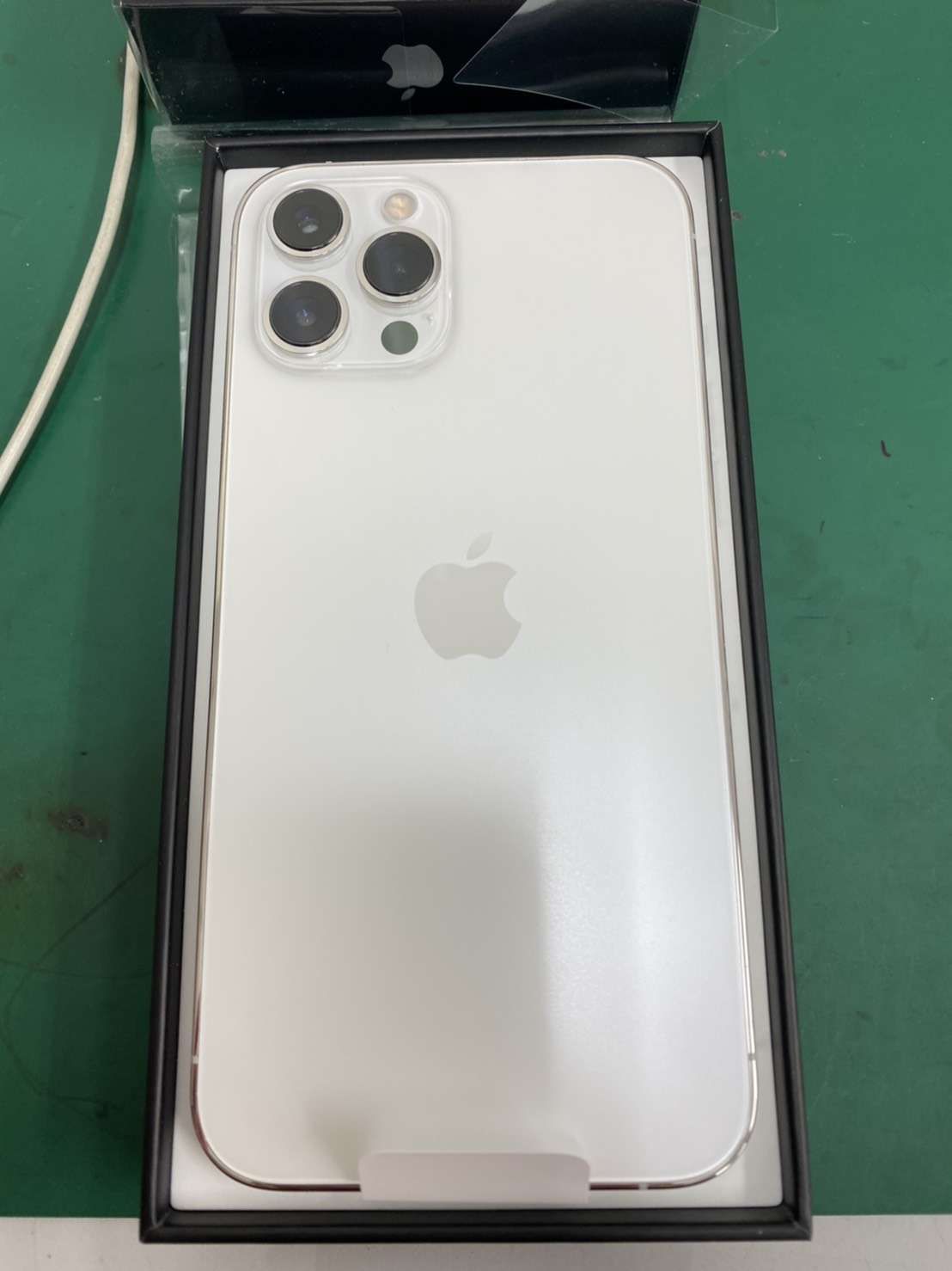 iPhone 12promax買取でご来店