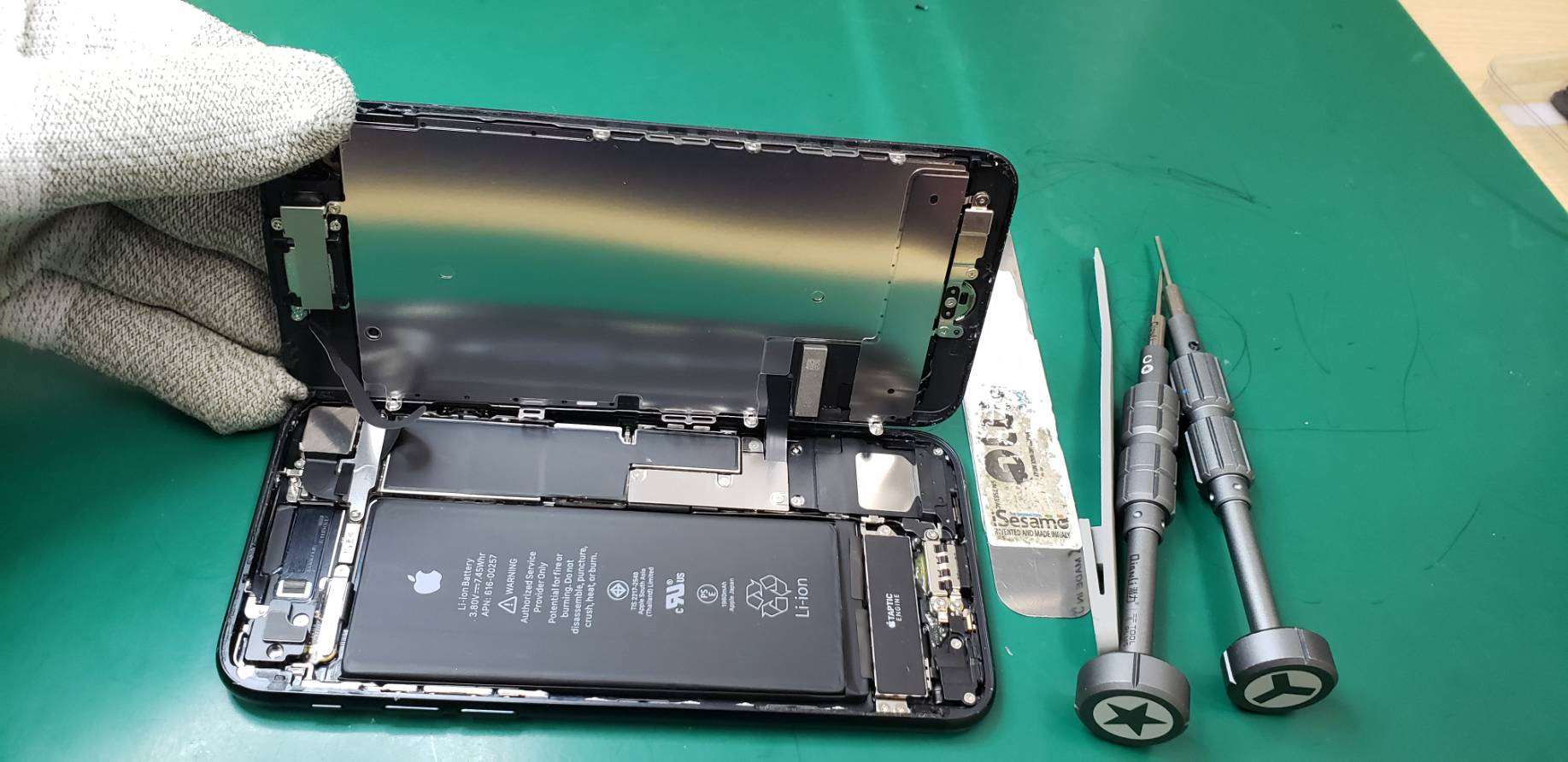 液晶割れ修理で来店