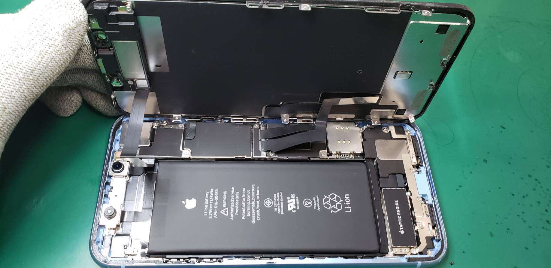 XRの画面割れ修理でご来店