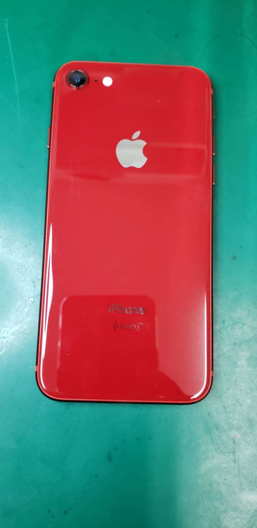 8 画面割れ修理でご来店