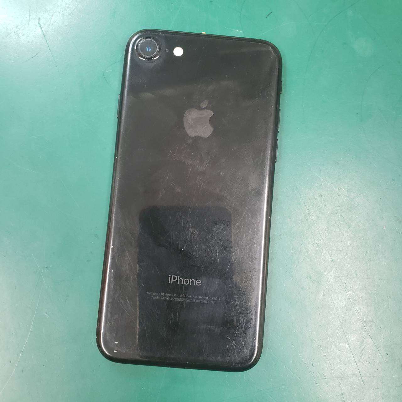 ７画面修理でご来店