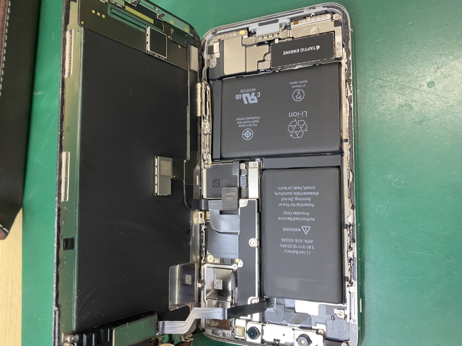 Xの画面割れ修理でご来店