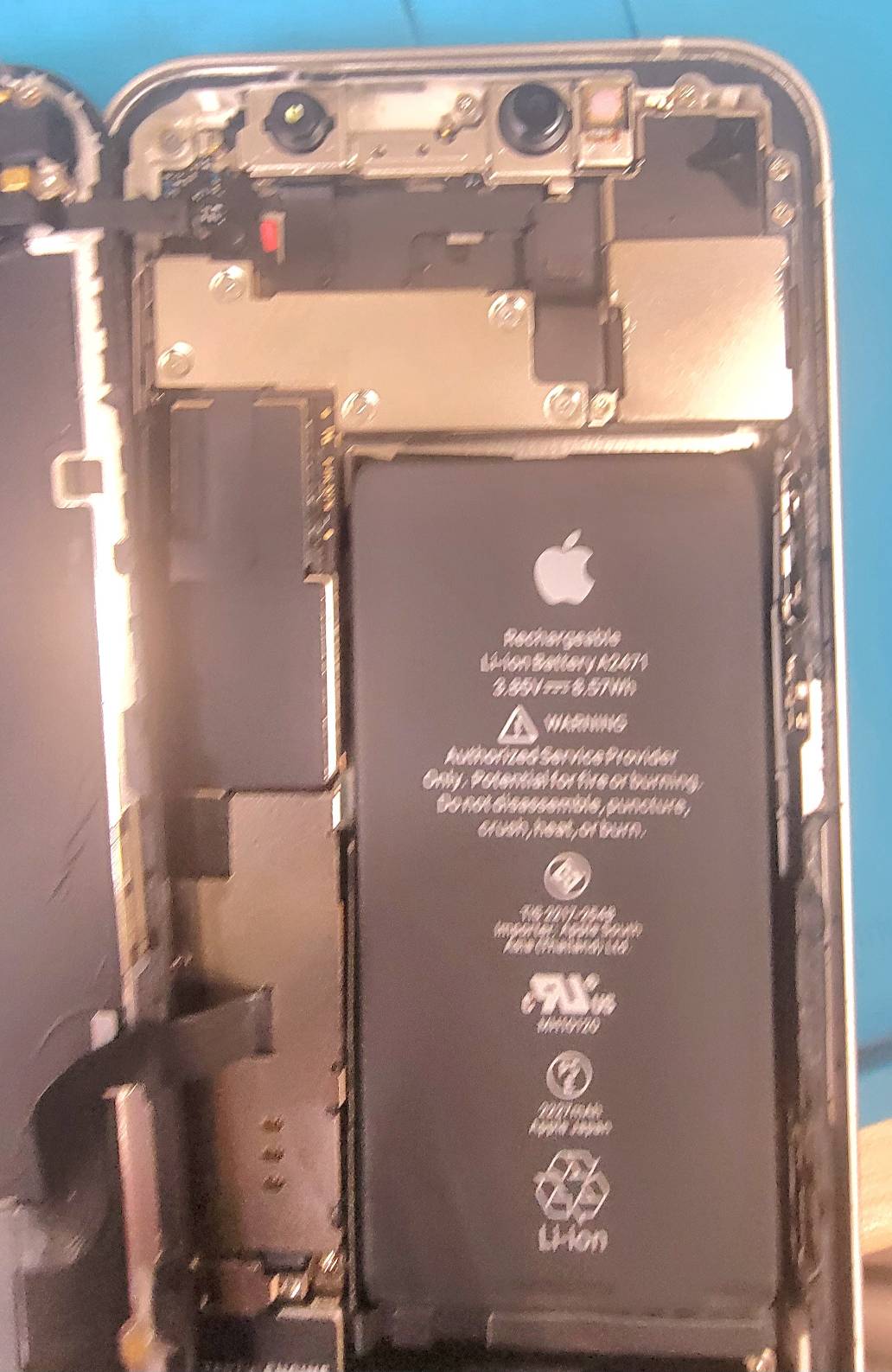 バッテリー交換修理店