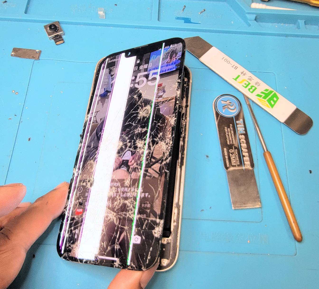 画面割れ修理でご来店