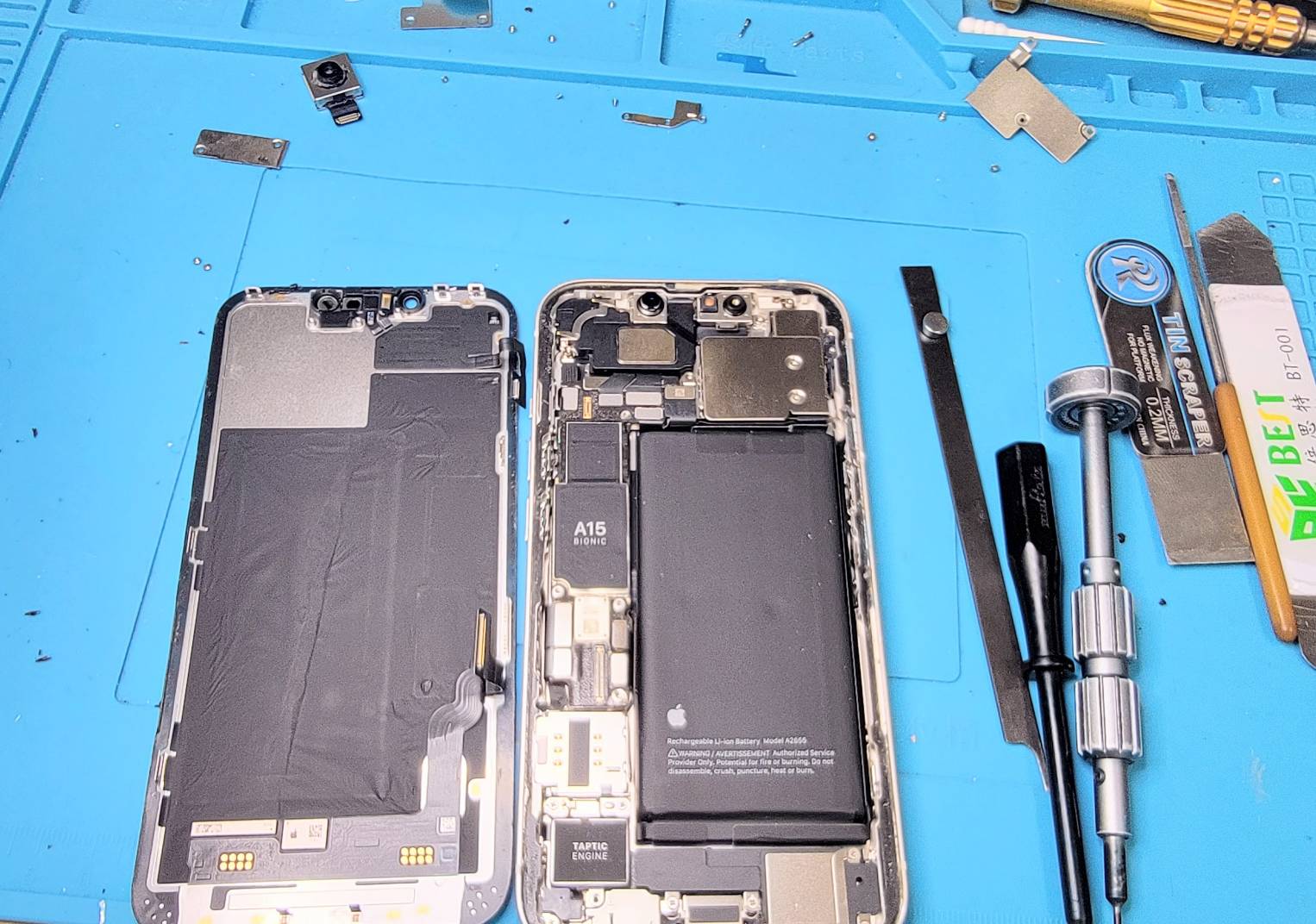 画面割れ修理でご来店